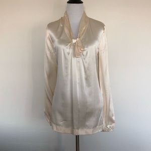 NWOT Tory Burch silk blouse with flat bow neckline